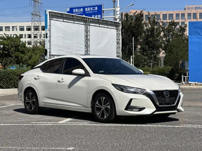 Nissan Sylphy 2021 Model 1.6L XL CVT Yuexiang Edition – фото 3