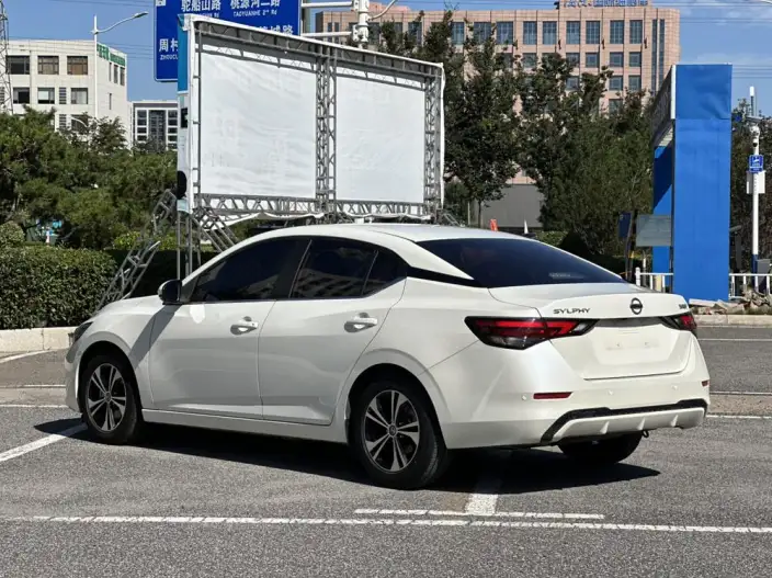 Nissan Sylphy 2021 Model 1.6L XL CVT Yuexiang Edition – фото 5