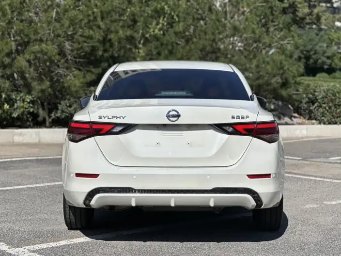 Nissan Sylphy 2021 Model 1.6L XL CVT Yuexiang Edition – фото 6