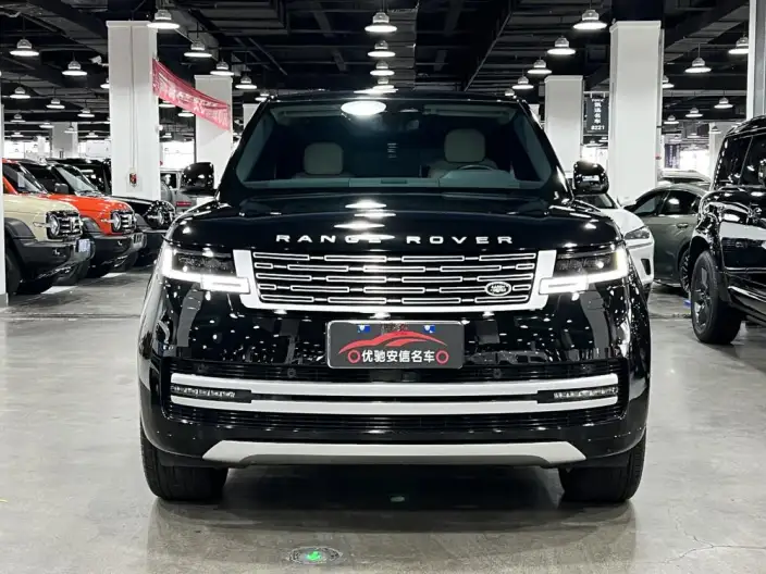 Range Rover 2025 Model 3.0 L6 400PS Shengshi Extended Edition – фото 2