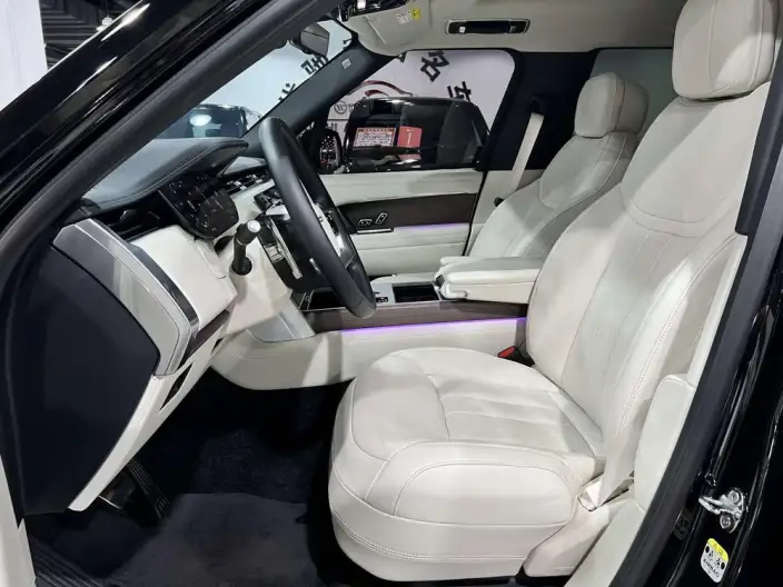 Range Rover 2025 Model 3.0 L6 400PS Shengshi Extended Edition – фото 8