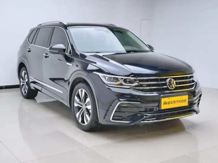 Volkswagen Tiguan L 2022 Model 380TSI Automatic 4WD R-Line Ultimate Edition 7 seat – фото 3