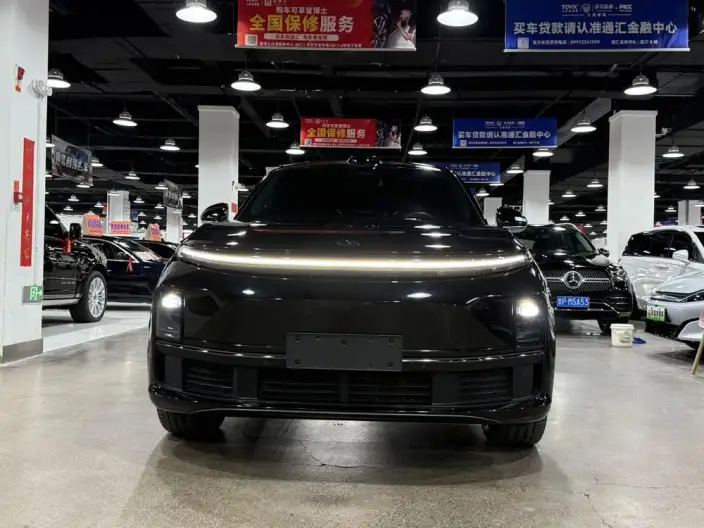 Li Auto L7 2024 Model Ultra Edition – фото 2