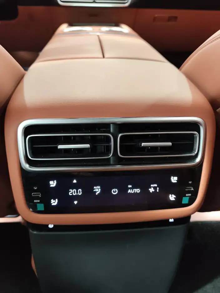 Li Auto L7 2024 Model Ultra Edition – фото 8