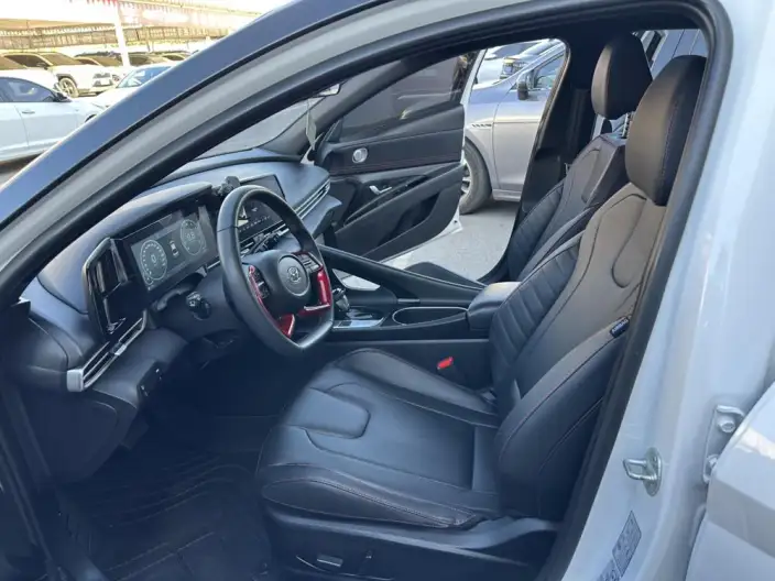 Hyundai Ioniq 2021 Model 1.5L CVT LUX Premium Edition – фото 8