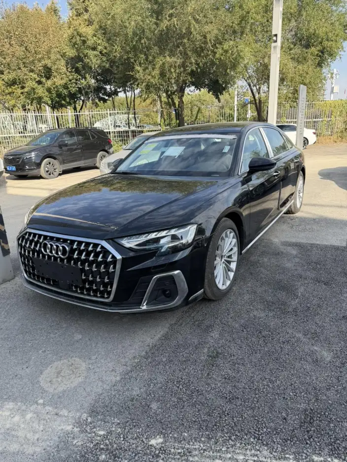 Audi A8 2025 Model A8L 45 TFSI quattro Luxury Model – фото 10