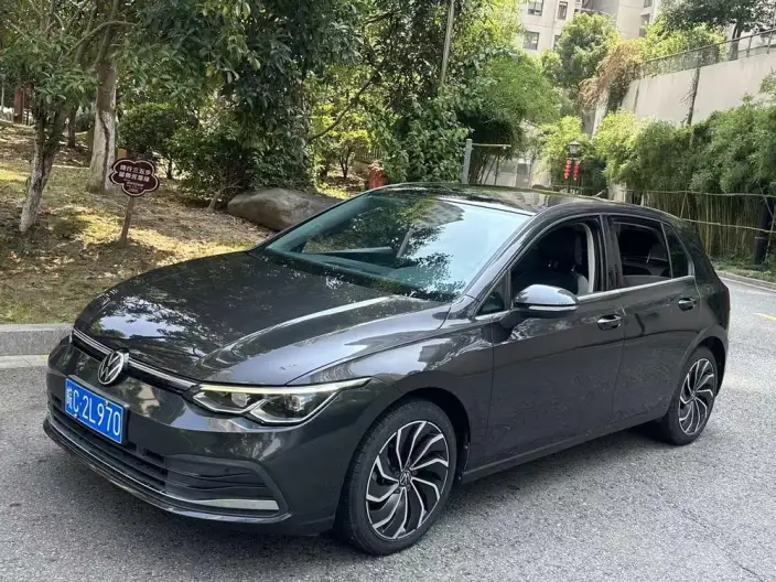 Volkswagen Golf 2021 Model 280TSI DSG Pro First Edition Edition – фото 1