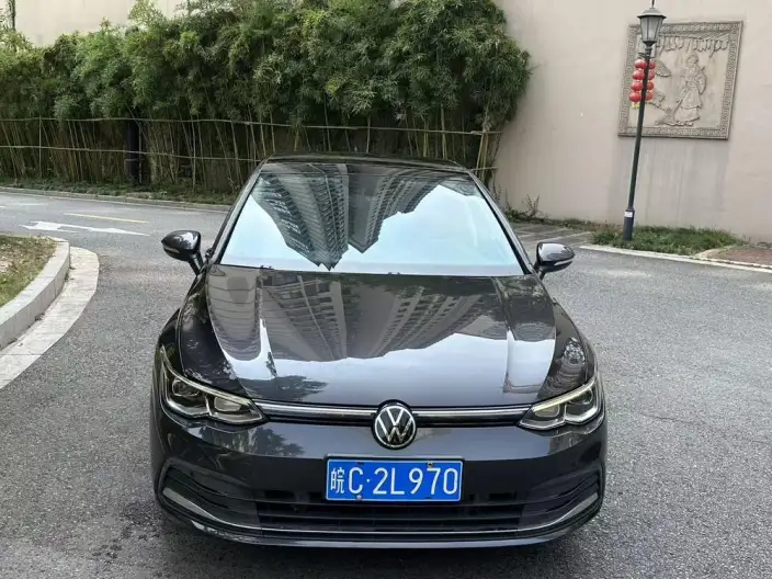 Volkswagen Golf 2021 Model 280TSI DSG Pro First Edition Edition – фото 2