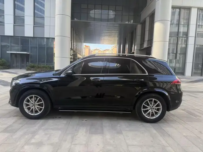 Mercedes-Benz GLE Imported 2021 Model GLE 350 4MATIC Fashion Model – фото 4