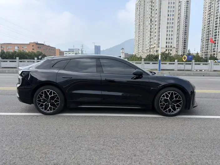 ZEEKR 001 2024 Model WE Edition 95kWh 4WD