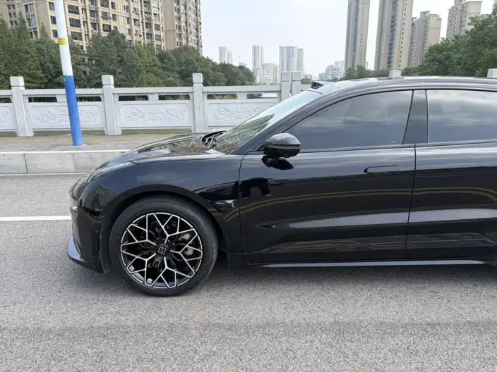 ZEEKR 001 2024 Model WE Edition 95kWh 4WD – фото 6