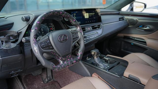 Lexus ES 2022 300h Excellence – фото 9
