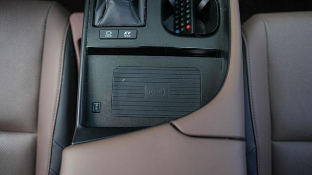 Lexus ES 2022 300h Excellence – фото 20