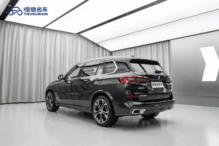 BMW X5 2022 Model Facelift xDrive 40Li Exclusive Model M Sports Set