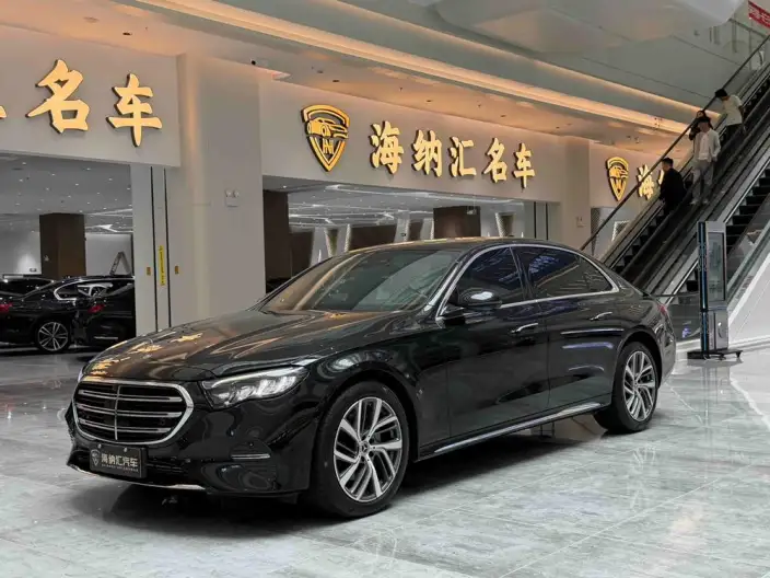 Mercedes-Benz E-Class 2024 Model E 300 L Fashion Model sedan – фото 1
