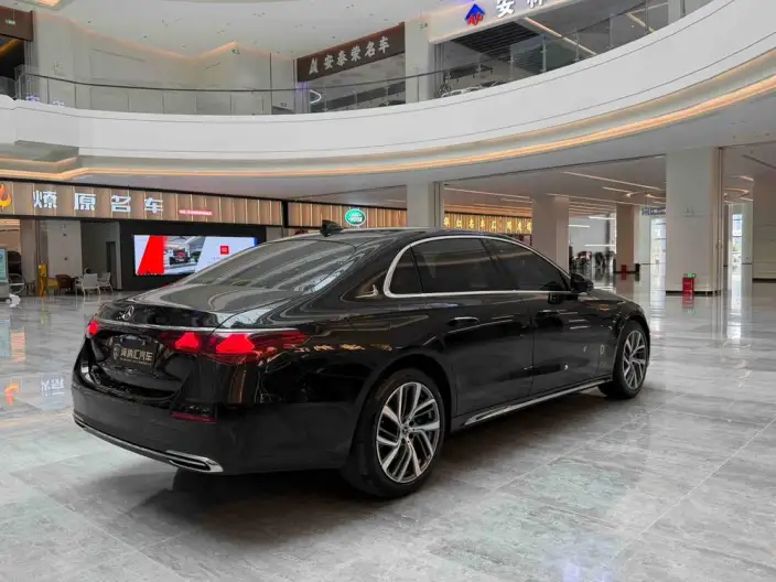 Mercedes-Benz E-Class 2024 Model E 300 L Fashion Model sedan – фото 7