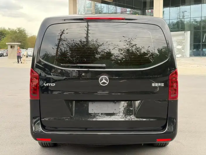 Viano 2021 Model 2.0T Elite Edition 7 seat – фото 5