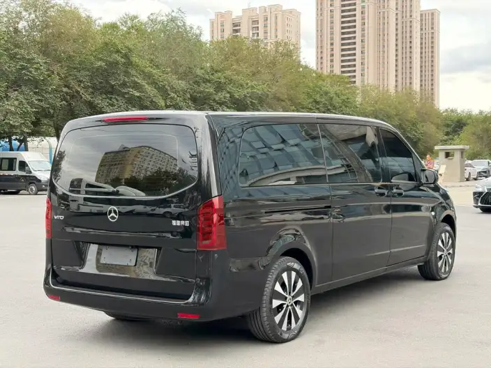 Viano 2021 Model 2.0T Elite Edition 7 seat – фото 6