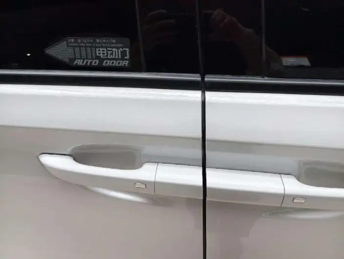 Buick GL8 2022 Model ES Luzun 653T Comfort Model – фото 9