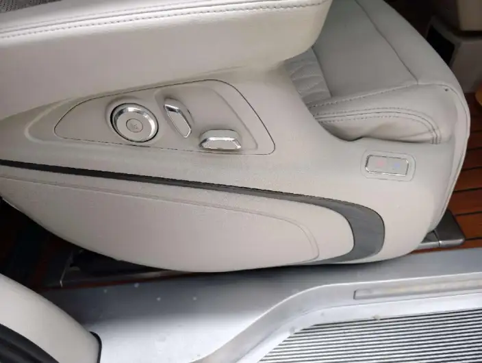 Buick GL8 2022 Model ES Luzun 653T Comfort Model – фото 10