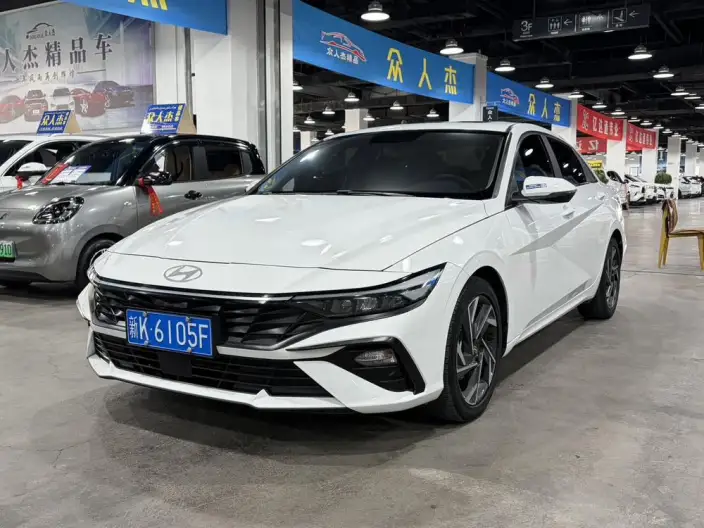 Hyundai Ioniq 2023 Model 1.5L CVT GLX Elite Edition – фото 1