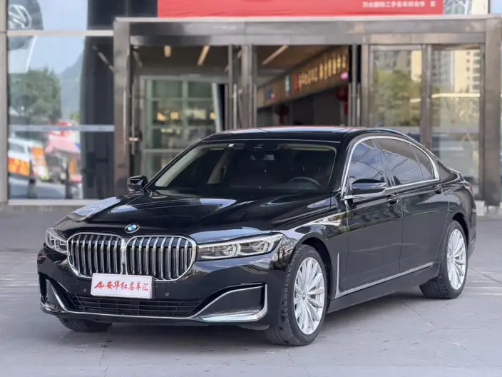 BMW 7 Series 2021 Model 730Li Luxury Set – фото 1