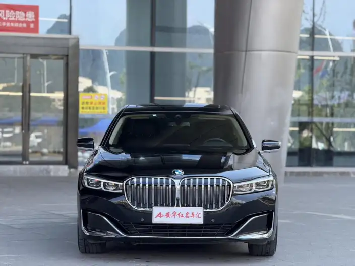 BMW 7 Series 2021 Model 730Li Luxury Set – фото 2