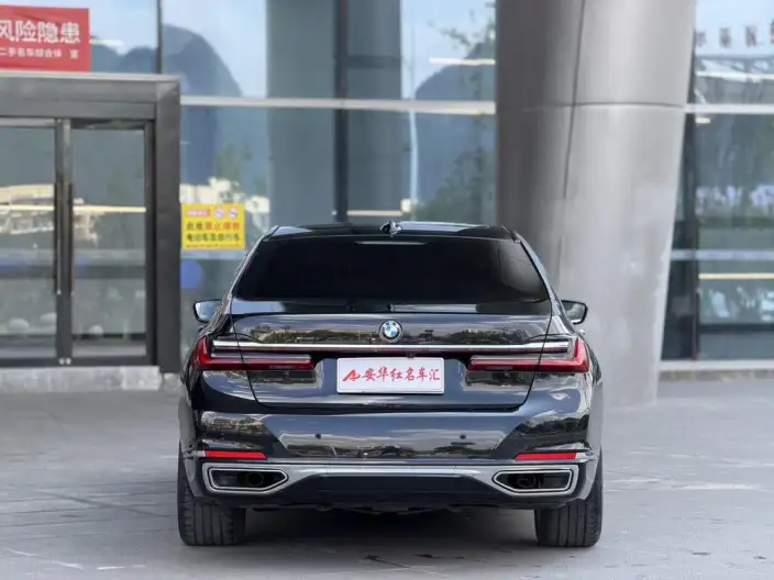 BMW 7 Series 2021 Model 730Li Luxury Set – фото 3