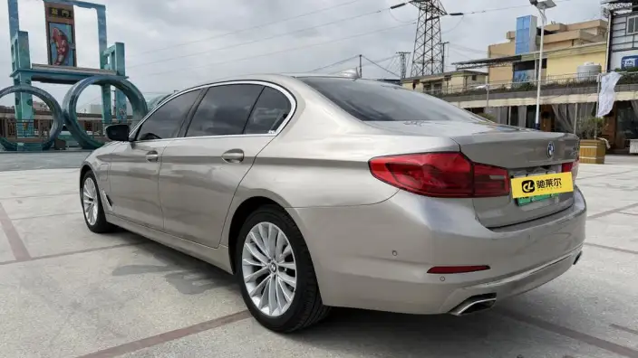 BMW 5 Series PHEV 2020 Model Legend L Class Edition 530Le Pioneer Edition – фото 3