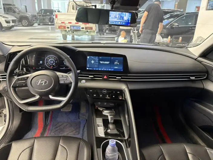 Hyundai Ioniq 2023 Model 1.5L CVT LUX Premium Edition – фото 7