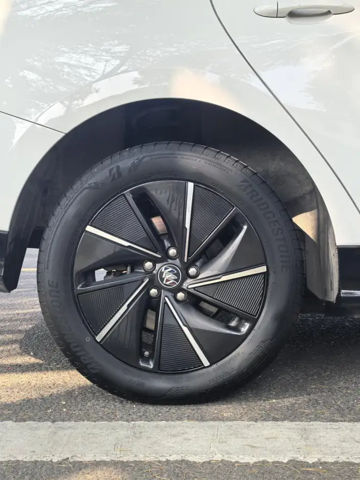 Buick Velite 6 2024 Model 430km Comfort Edition – фото 8
