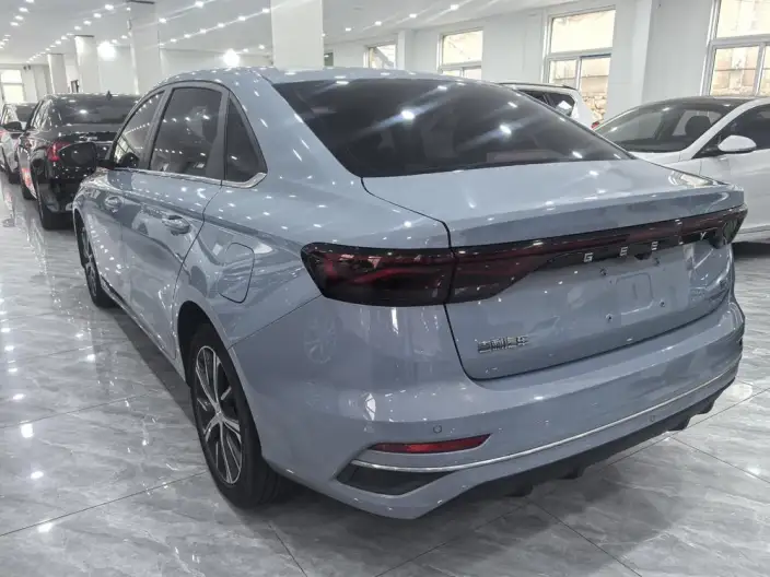 Geely Emgrand 2023 Model No. 4 Gen Champion Edition 1.5L CVT Noble Model – фото 4