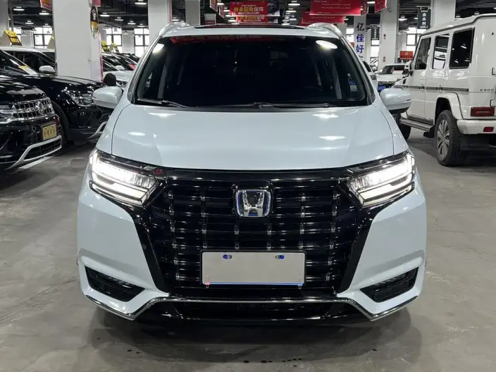 Honda Elysion 2024 Model 2.0L e:HEV Classic Edition – фото 2