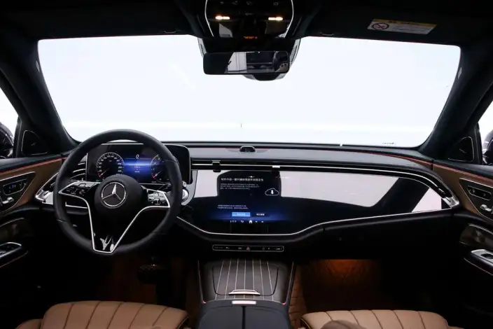 Mercedes-Benz E-Class 2024 Model Facelift E 300 L Luxury Model sedan – фото 10