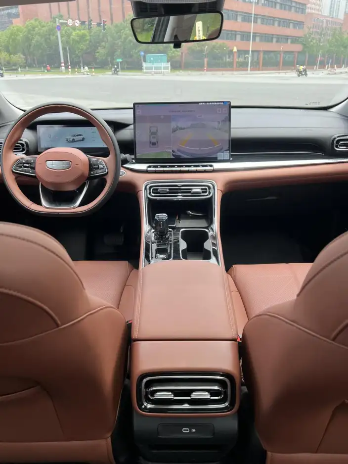 Geely Emgrand 2026 Model No. 5 Gen 1.5T DCT Flagship Model – фото 9
