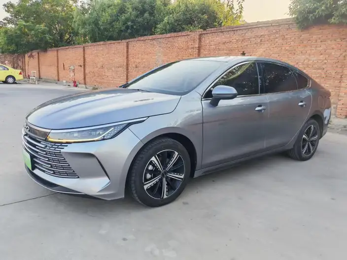 BYD Destroyer 05 2023 Model DM-i Champion Edition 120KM Noble Model – фото 1
