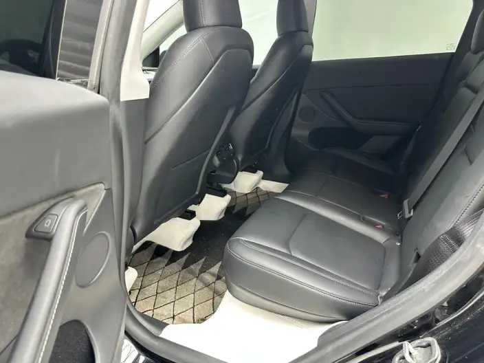 Model Y 2023 Model Rear-wheel drive version – фото 9