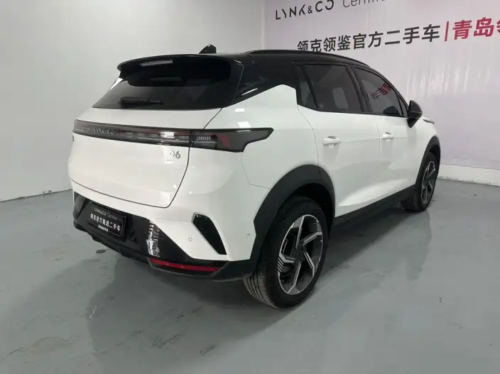 Lynk & Co 06 2026 Model Relive 1.5T Ultra – фото 5