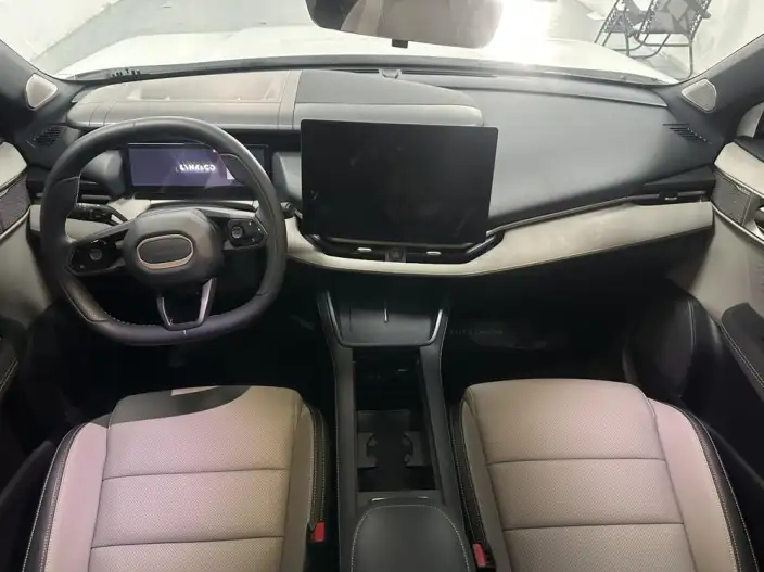 Lynk & Co 06 2026 Model Relive 1.5T Ultra – фото 7