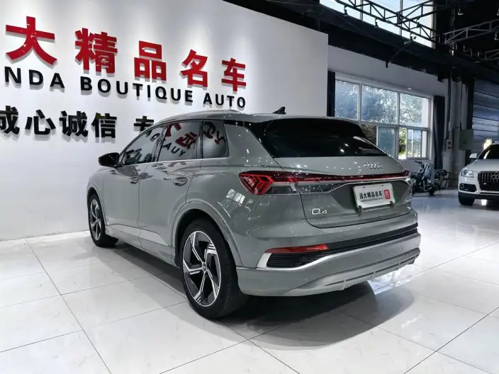 Audi Q4 e-tron 2024 Model 40 e-tron Genesis Edition – фото 4