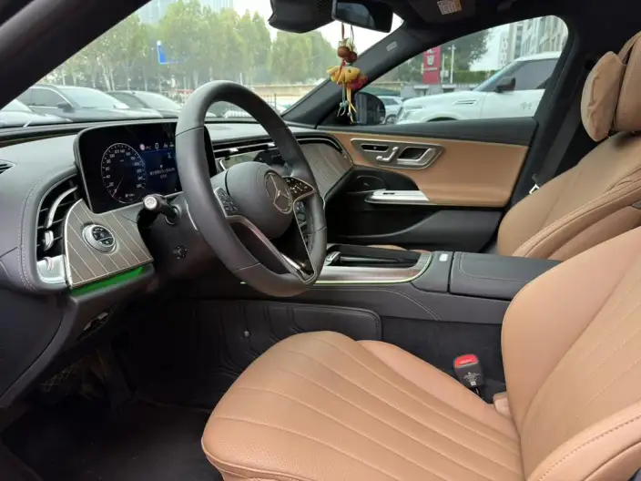 Mercedes-Benz E-Class 2025 Model E 300 L Fashion Model sedan – фото 7