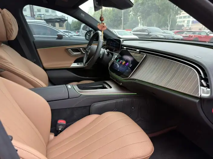 Mercedes-Benz E-Class 2025 Model E 300 L Fashion Model sedan – фото 9