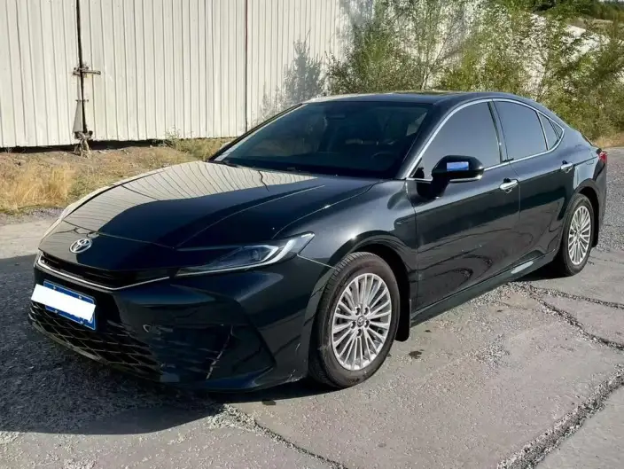 Toyota Camry 2026 Model Hybrid 2.0HGVP Deluxe Edition – фото 1