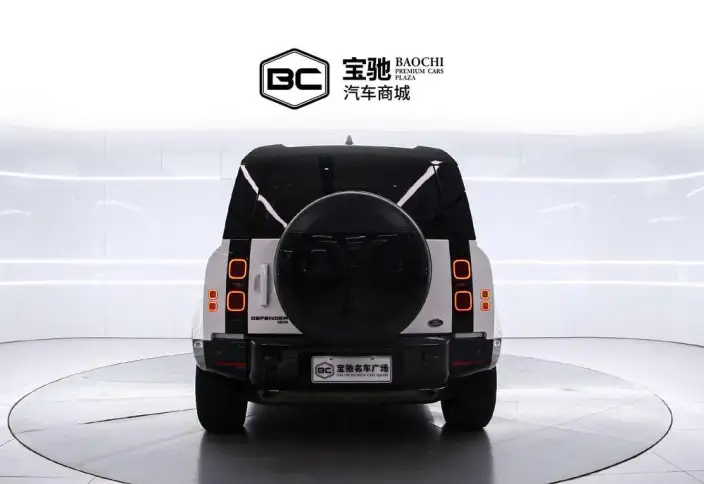 Land Rover Defender 2023 Model Facelift 110 P400 X-Dynamic HSE – фото 3
