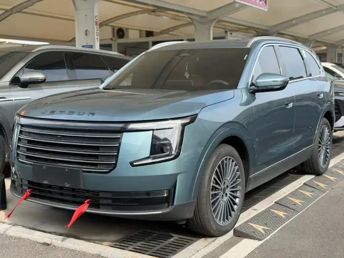 Jetour X70 L 2026 Model 2.0TD 8AT Flagship Model – фото 1