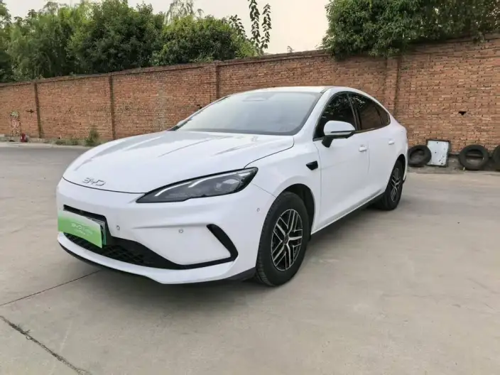 BYD Seal 05DM 2025 Model Smart Driving Edition DM-i 120KM Flagship Model – фото 1