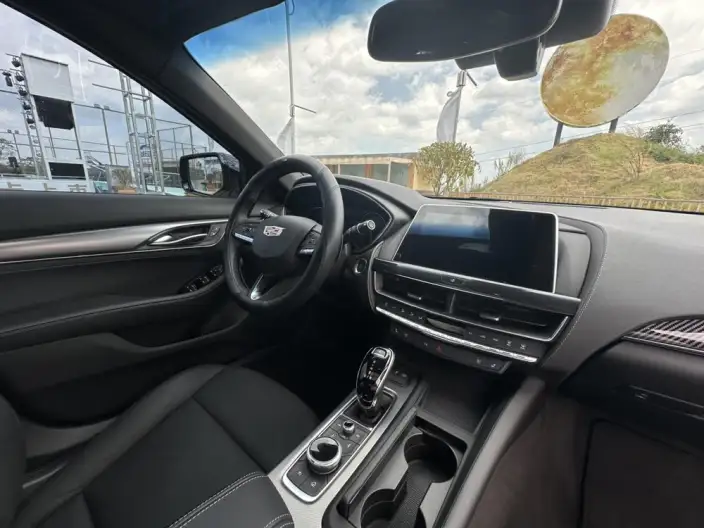 Cadillac CT5 2022 Model 28T Luxury Model Standard Edition – фото 9