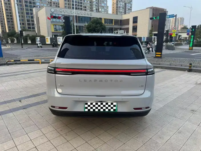 Leapmotor C10 2024 Model EV Edition 530 Smart Edition – фото 5