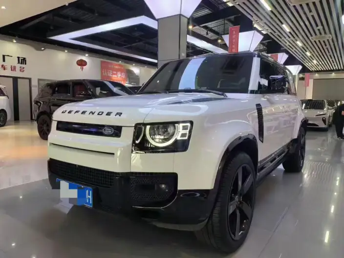 Land Rover Defender 2024 Model 110 3.0T P400 X-Dynamic HSE – фото 10
