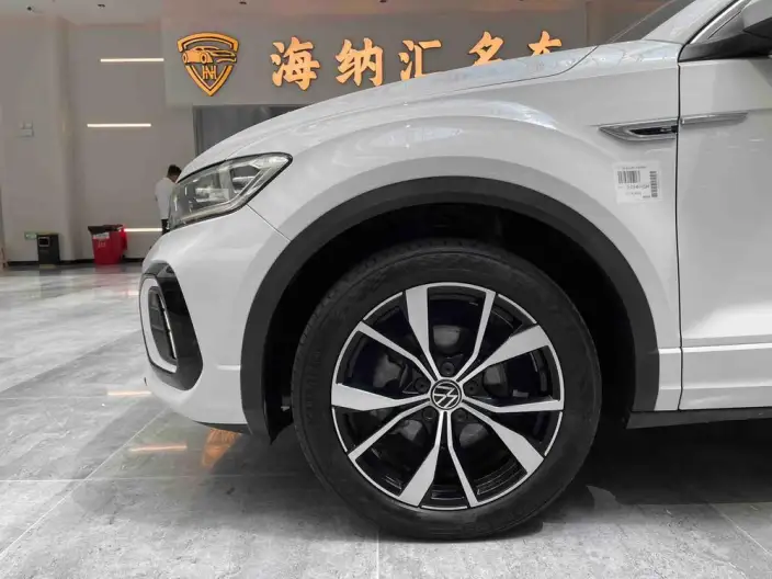 Volkswagen T-Roc 2024 Model 300TSI DSG Chenguang Edition – фото 9